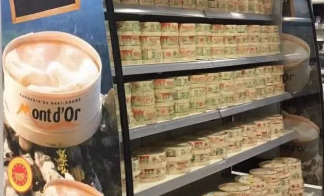 Vente de fromages et charcuteries, Rhône-Alpes, Fruitière à Comté de Largillay